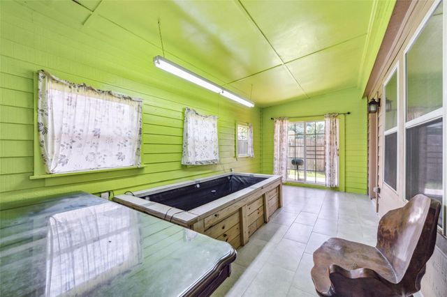 3530 Barkers Crossing Avenue, Houston, TX 77084