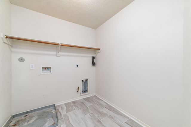 3530 Barkers Crossing Avenue, Houston, TX 77084