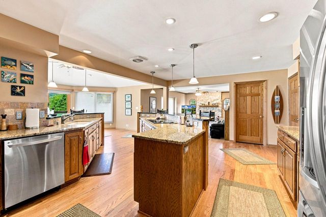 N48W25418 Aberdeen DRIVE, Pewaukee, WI 53072