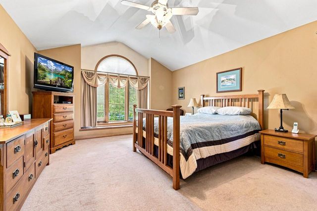 N48W25418 Aberdeen DRIVE, Pewaukee, WI 53072