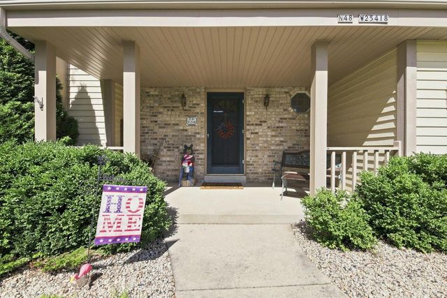 N48W25418 Aberdeen DRIVE, Pewaukee, WI 53072