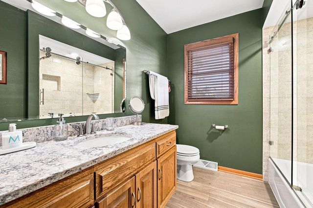 N48W25418 Aberdeen DRIVE, Pewaukee, WI 53072