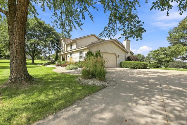 N48W25418 Aberdeen DRIVE, Pewaukee, WI 53072
