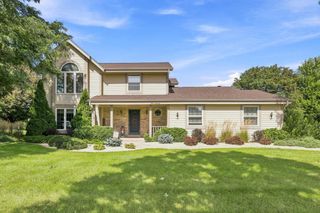 N48W25418 Aberdeen DRIVE, Pewaukee, WI 53072