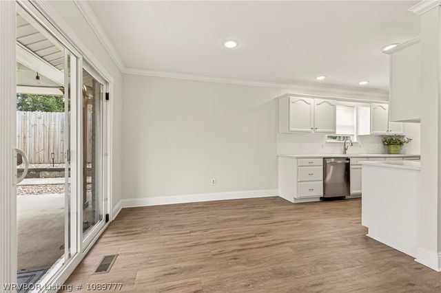 207 Azure Hills Drive, Van Buren, AR 72956