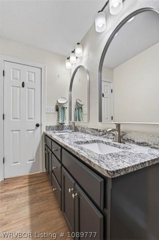 207 Azure Hills Drive, Van Buren, AR 72956