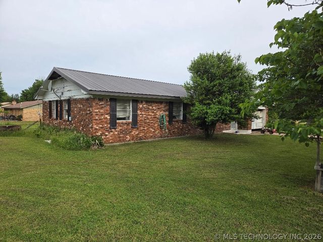 203 Buck, Eufaula, OK 74432