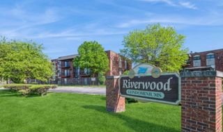 13715 S Stewart Avenue S 3w, Riverdale, IL 60827
