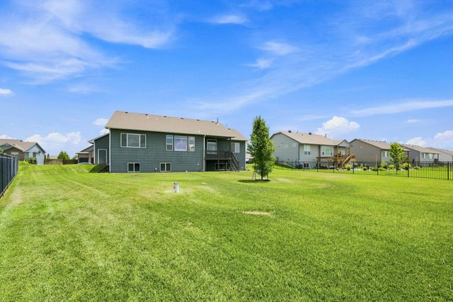 1601 N Blackstone, Wichita, KS 67235