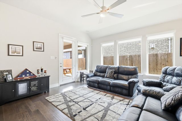 14524 Spitfire Trail, Fort Worth, TX 76262