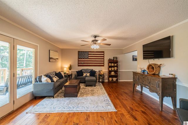 1717 N Friendship Rd, Paducah, KY 42003