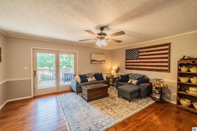 1717 N Friendship Rd, Paducah, KY 42003