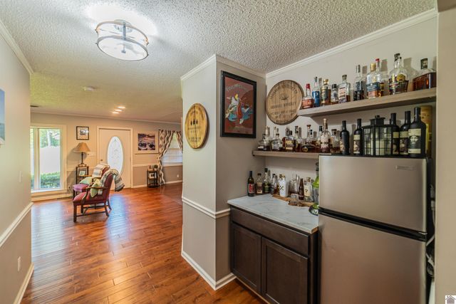 1717 N Friendship Rd, Paducah, KY 42003