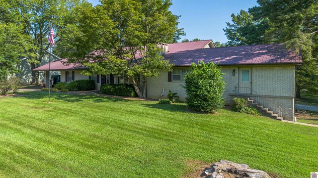 1717 N Friendship Rd, Paducah, KY 42003