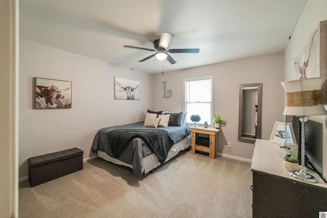 1717 N Friendship Rd, Paducah, KY 42003