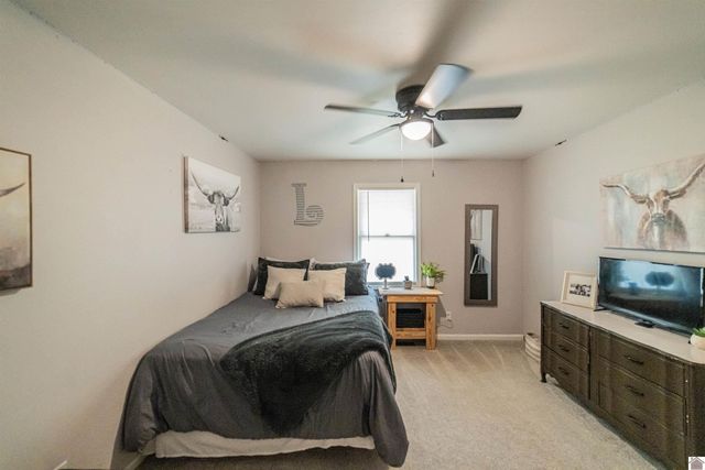 1717 N Friendship Rd, Paducah, KY 42003