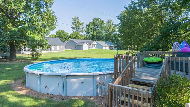 1717 N Friendship Rd, Paducah, KY 42003