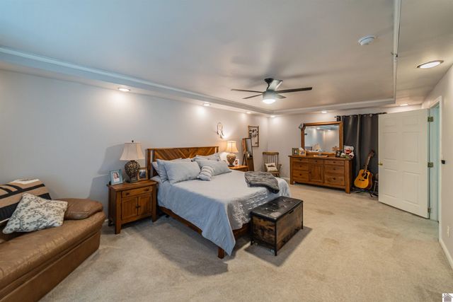 1717 N Friendship Rd, Paducah, KY 42003