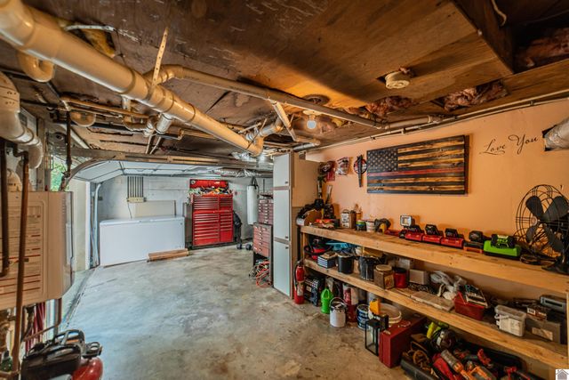 1717 N Friendship Rd, Paducah, KY 42003
