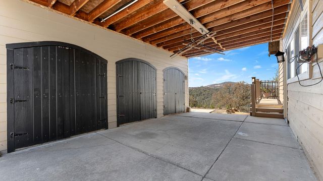 8681 Riverwood Dr, Placerville, CA 95667