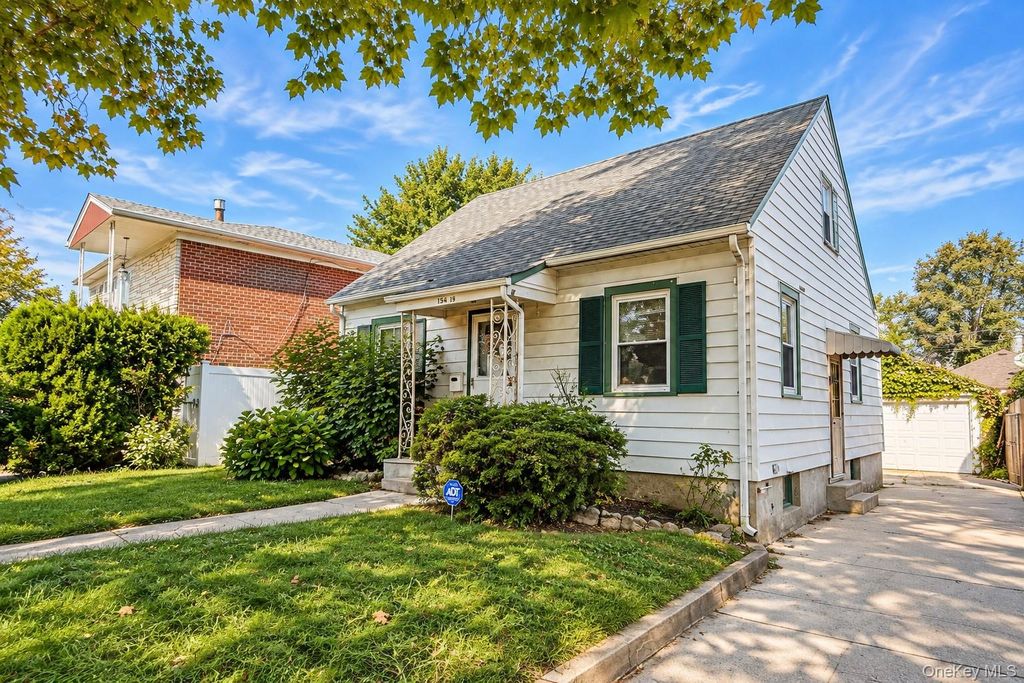 154-19 25th Avenue, Whitestone, NY 11357