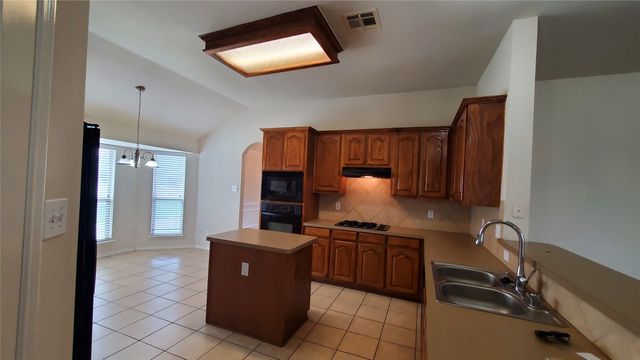 301 Ponderosa Trail, Murphy, TX 75094