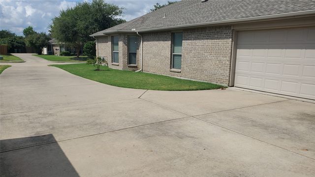 301 Ponderosa Trail, Murphy, TX 75094