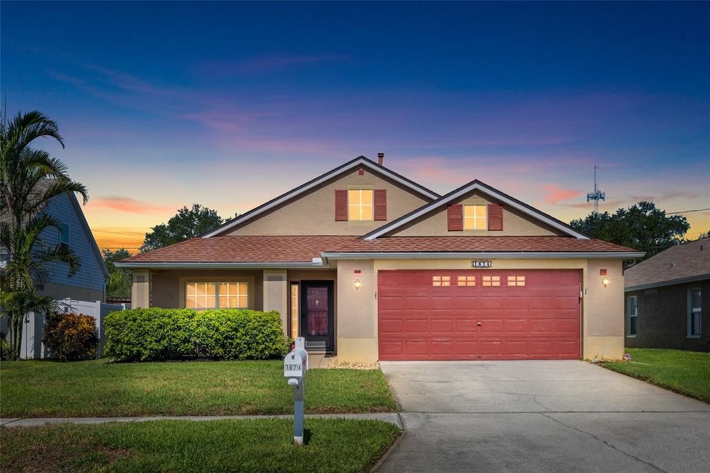 1674 MEADOW OAK LANE, Tarpon Springs, FL 34689