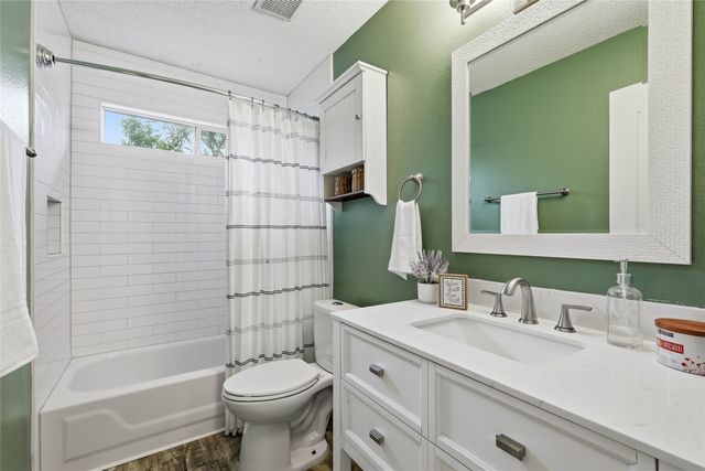 7328 Cross Keys Drive, North Richland Hills, TX 76182
