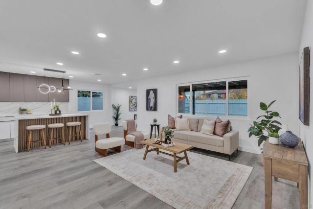 9253 Les Rd, Santee, CA 92071