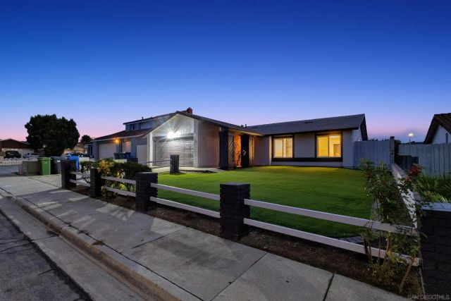 9253 Les Rd, Santee, CA 92071