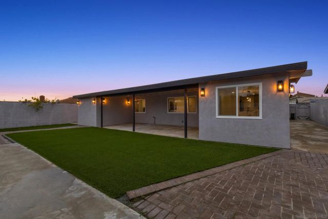 9253 Les Rd, Santee, CA 92071