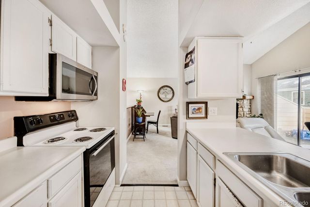 4252 S Richfield Way, Aurora, CO 80013