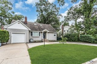 1491 Sycamore Avenue, Merrick, NY 11566