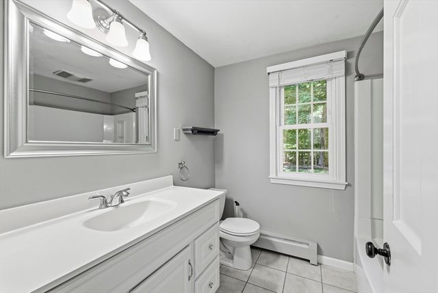 233 Franklin Rd, Longmeadow, MA 01106