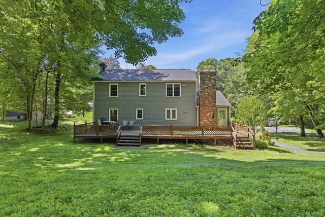 233 Franklin Rd, Longmeadow, MA 01106