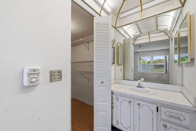 9541 Sunrise Lakes Boulevard 110, Sunrise, FL 33322