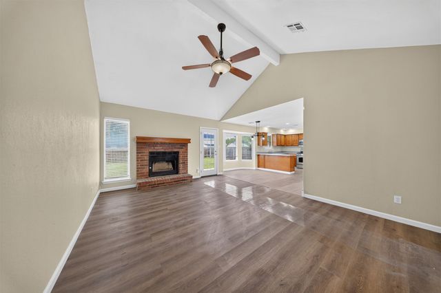 8232 N 127th Avenue E, Owasso, OK 74055