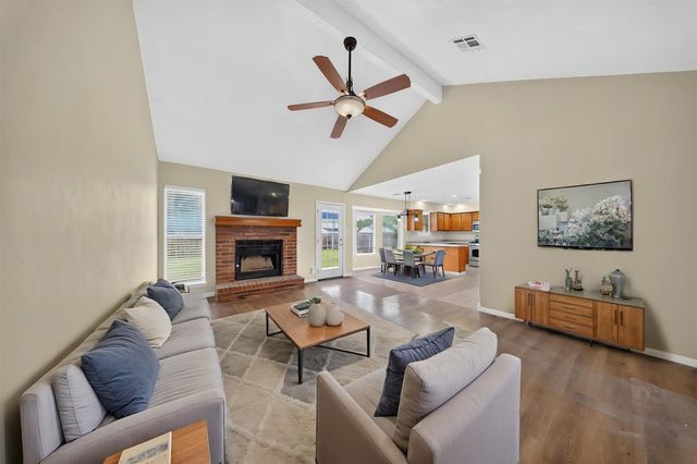 8232 N 127th Avenue E, Owasso, OK 74055