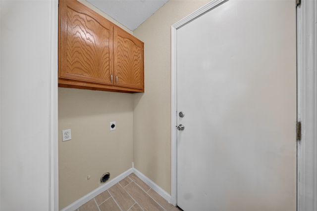 8232 N 127th Avenue E, Owasso, OK 74055