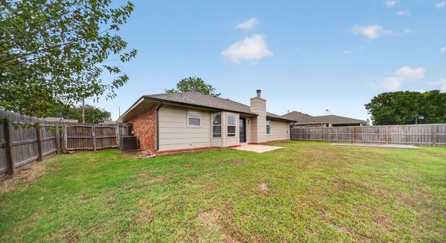 8232 N 127th Avenue E, Owasso, OK 74055