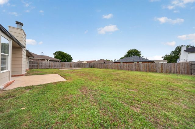 8232 N 127th Avenue E, Owasso, OK 74055