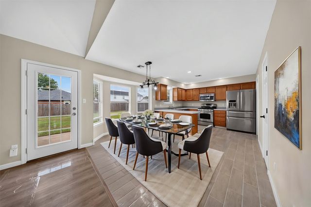 8232 N 127th Avenue E, Owasso, OK 74055