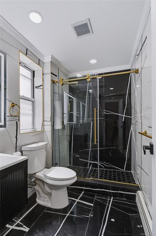 1227 E 222nd Street, Bronx, NY 10469