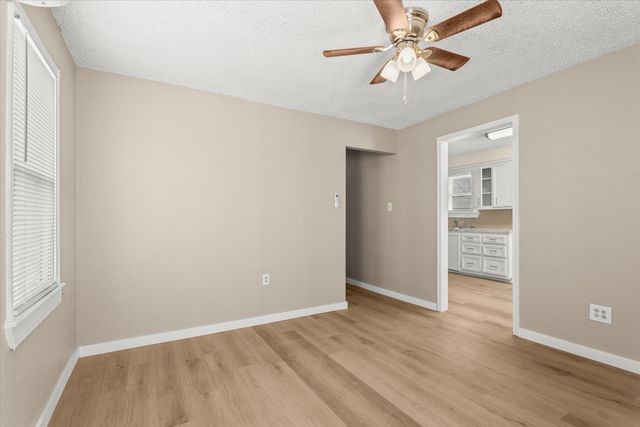 1209 13th Street, Levelland, TX 79336