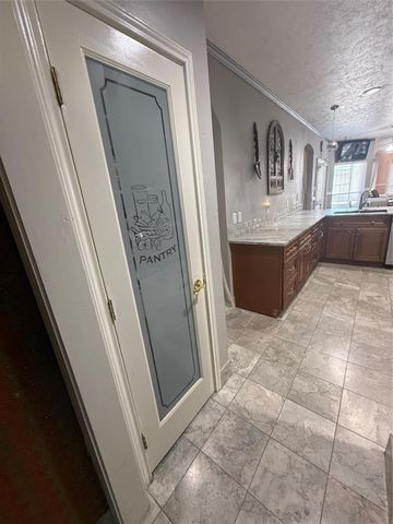 9718 Crystal Boulevard, Baytown, TX 77521