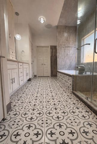 9718 Crystal Boulevard, Baytown, TX 77521