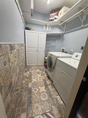 9718 Crystal Boulevard, Baytown, TX 77521