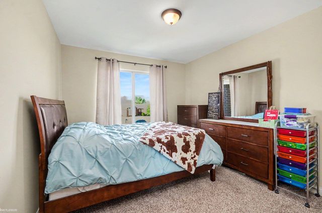 31078 Lions Pointe Drive, Chesterfield, MI 48047