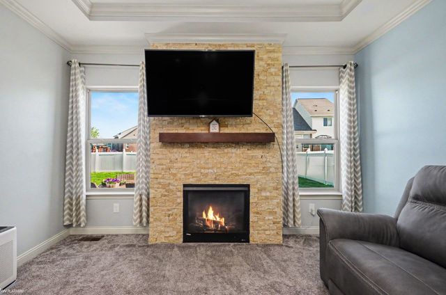31078 Lions Pointe Drive, Chesterfield, MI 48047
